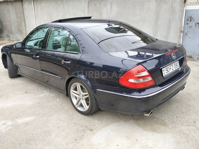 Mercedes E 240 2004, 261,000 km - 2.6 л - Ağstafa