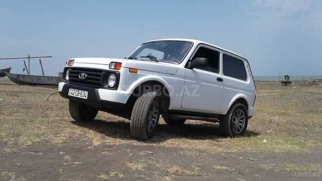 LADA (VAZ) Niva 2010, 130,000 km - 1.7 l - Lənkəran