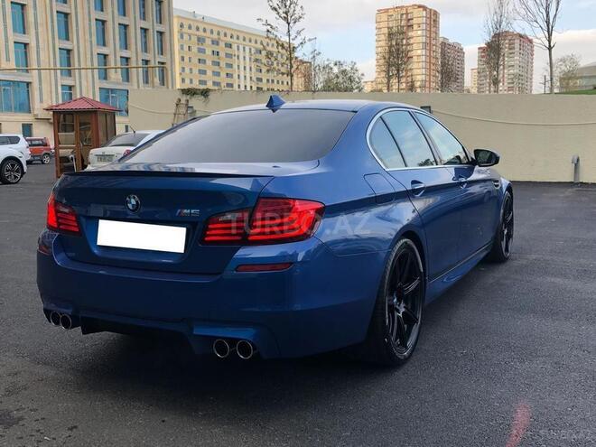 BMW M5 2012, 74,000 km - 4.4 л - Bakı