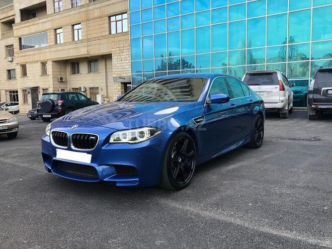 BMW M5 2012, 74,000 km - 4.4 л - Bakı