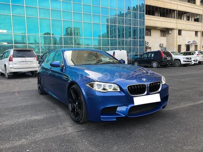BMW M5 2012, 74,000 km - 4.4 л - Bakı