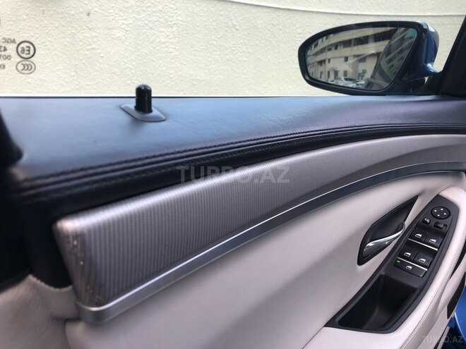 BMW M5 2012, 74,000 km - 4.4 л - Bakı