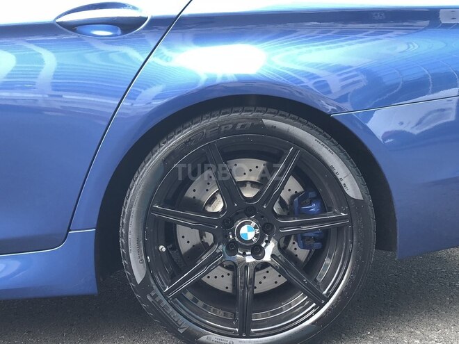 BMW M5 2012, 74,000 km - 4.4 л - Bakı