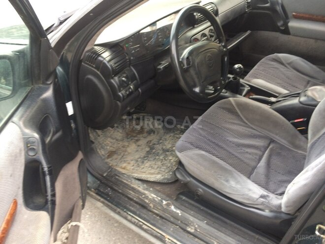 Opel Omega 1996, 228,041 km - 2.0 л - Sumqayıt