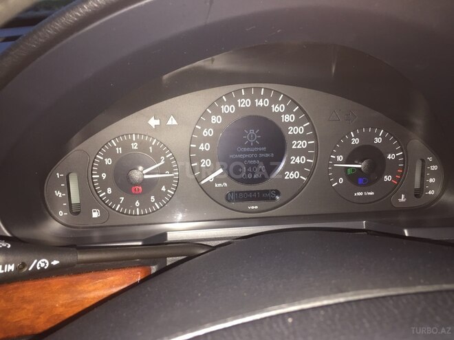 Mercedes E 220 2007, 180,000 km - 2.2 l - Bakı