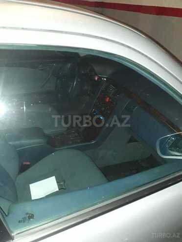 Mercedes E 220 2000, 285,650 km - 2.2 l - Bakı