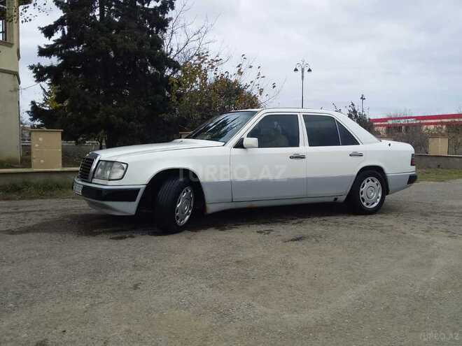Mercedes E 200 1992, 570,000 km - 2.0 l - Bakı