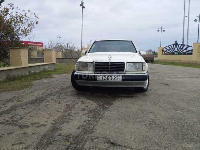Mercedes E 200 1992, 570,000 km - 2.0 l - Bakı