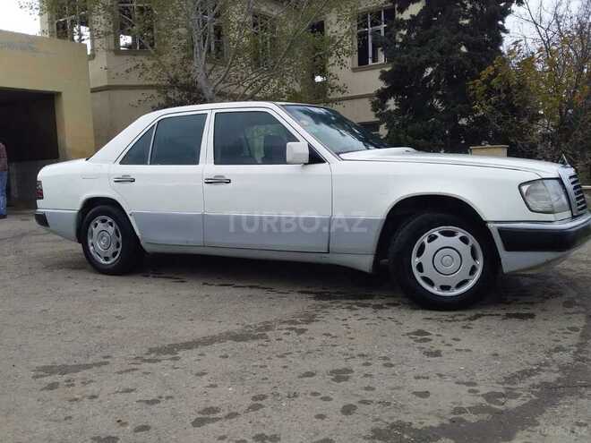 Mercedes E 200 1992, 570,000 km - 2.0 l - Bakı