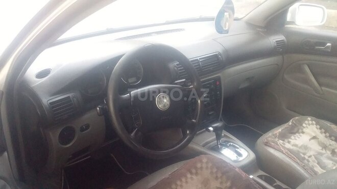 Volkswagen Passat 2002, 105,000 km - 1.8 l - Sumqayıt