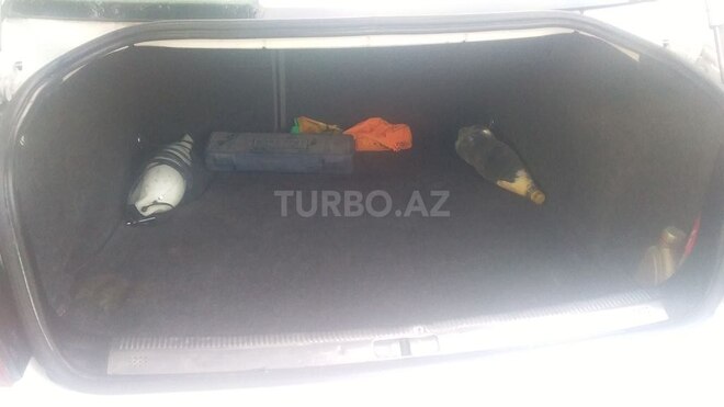 Volkswagen Passat 2002, 105,000 km - 1.8 l - Sumqayıt