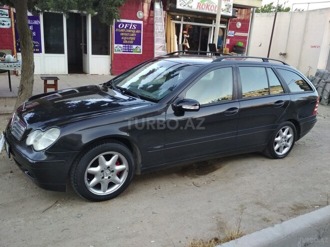 Mercedes C 220 2004, 185,000 km - 2.2 l - Bakı