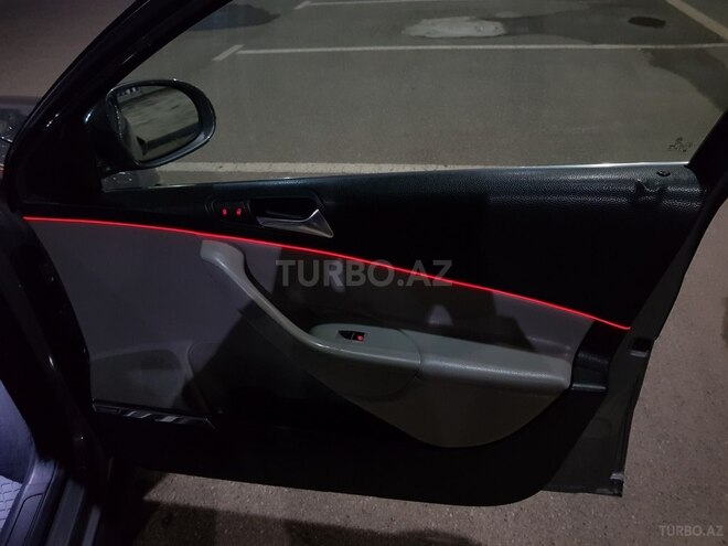 Volkswagen Passat 2005, 259,000 km - 2.0 л - Bakı