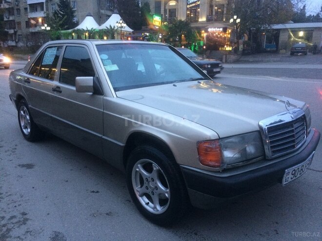 Mercedes 190 1993, 250,000 km - 2.0 l - Bakı