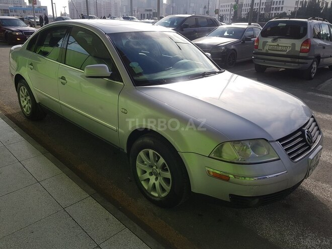Volkswagen Passat 2003, 320,000 km - 1.8 l - Bakı