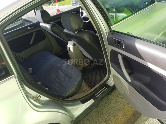 Volkswagen Passat 2003, 320,000 km - 1.8 l - Bakı