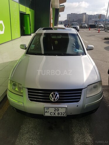 Volkswagen Passat 2003, 320,000 km - 1.8 l - Bakı