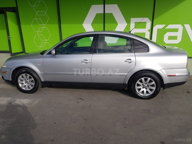 Volkswagen Passat 2003, 320,000 km - 1.8 l - Bakı