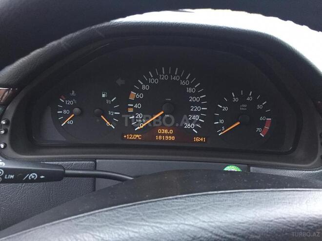 Mercedes E 280 1999, 182,000 km - 2.8 l - Bakı