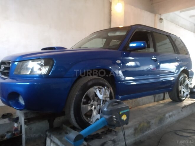 Subaru Forester 2003, 223,000 km - 2.0 l - Zaqatala