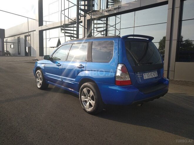 Subaru Forester 2003, 223,000 km - 2.0 l - Zaqatala