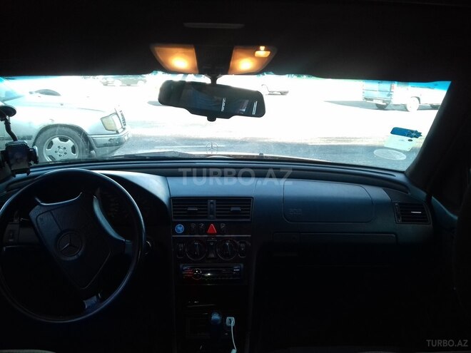 Mercedes C 180 1996, 290,000 km - 1.8 л - Balakən