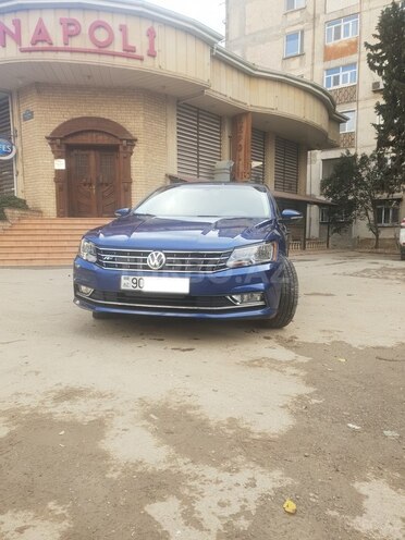 Volkswagen Passat 2017, 23,800 km - 1.8 l - Bakı
