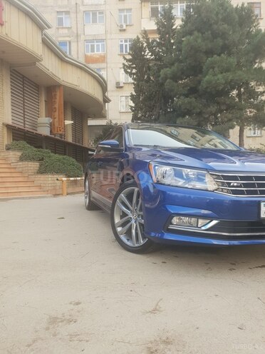 Volkswagen Passat 2017, 23,800 km - 1.8 l - Bakı