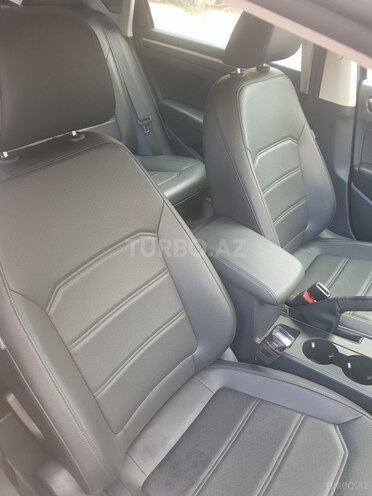 Volkswagen Passat 2017, 23,800 km - 1.8 l - Bakı