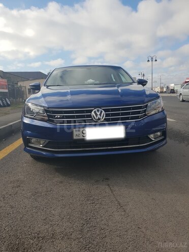 Volkswagen Passat 2017, 23,800 km - 1.8 l - Bakı