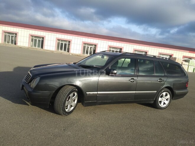 Mercedes E 220 1999, 473,000 km - 2.2 l - Bakı