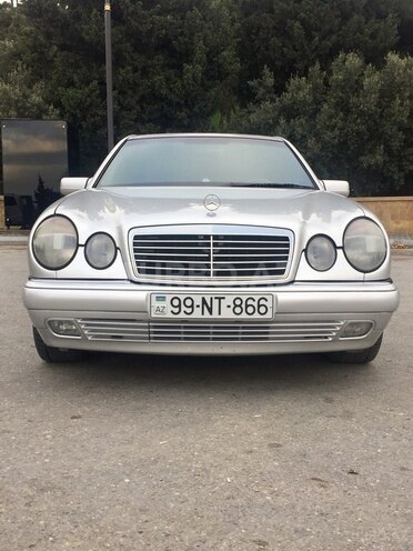 Mercedes E 240 1998, 238,456 km - 2.4 l - Bakı
