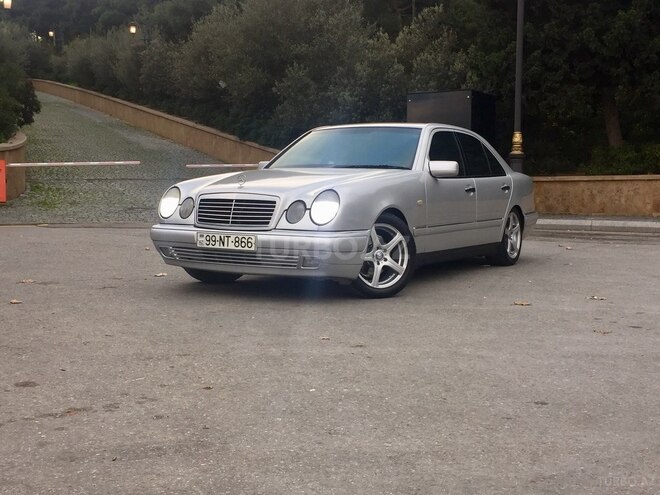 Mercedes E 240 1998, 238,456 km - 2.4 l - Bakı