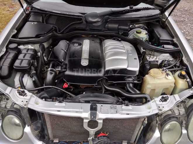 Mercedes E 220 2000, 400,102 km - 0.3 л - Qəbələ