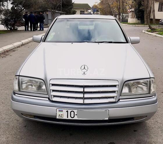 Mercedes C 220 1995, 236,000 km - 2.2 l - Bakı