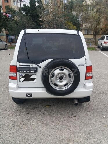 Mitsubishi Pajero io 1999, 233,100 km - 1.8 l - Bakı