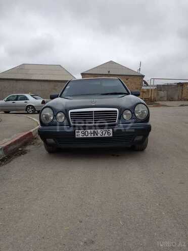 Mercedes E 230 1995, 236,128 km - 2.3 l - Bakı