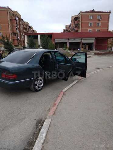 Mercedes E 230 1995, 236,128 km - 2.3 l - Bakı