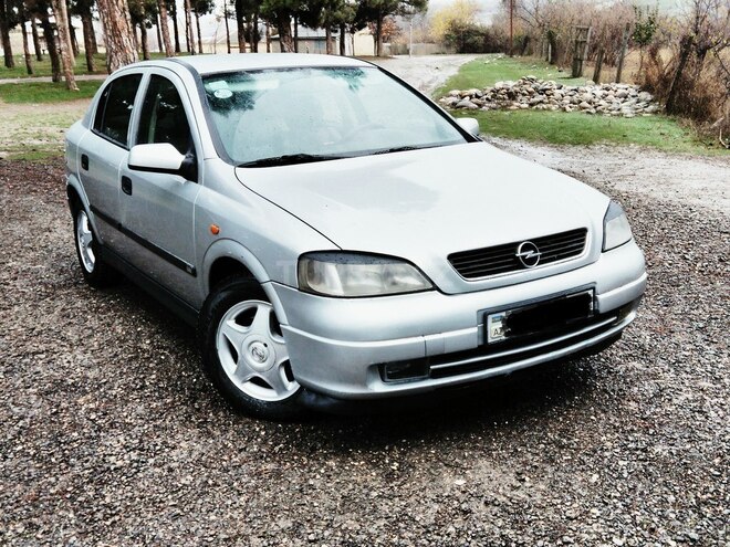 Opel Astra 1998, 123,456 km - 1.8 l - Qusar