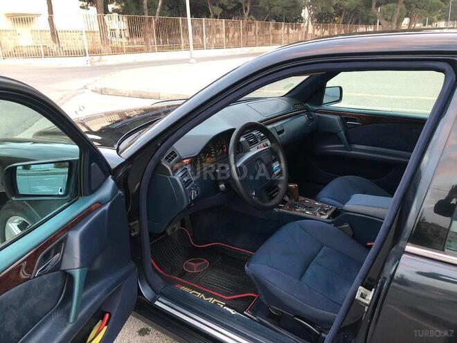 Mercedes E 220 1998, 295,000 km - 3.0 l - Bakı