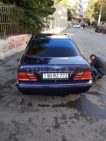 Mercedes E 200 1998, 225,697 km - 2.0 l - Bakı
