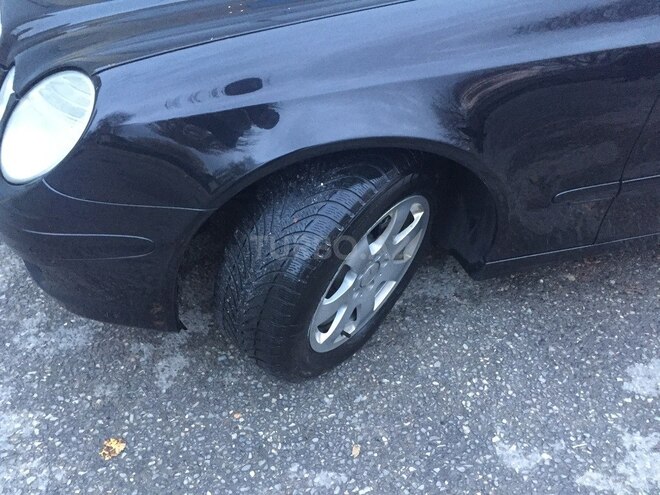 Mercedes E 220 2006, 180,000 km - 2.2 l - Bakı