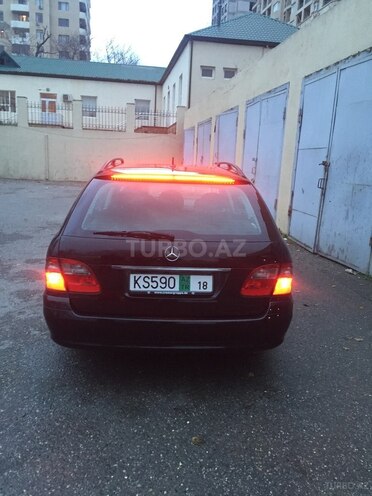 Mercedes E 220 2006, 180,000 km - 2.2 l - Bakı