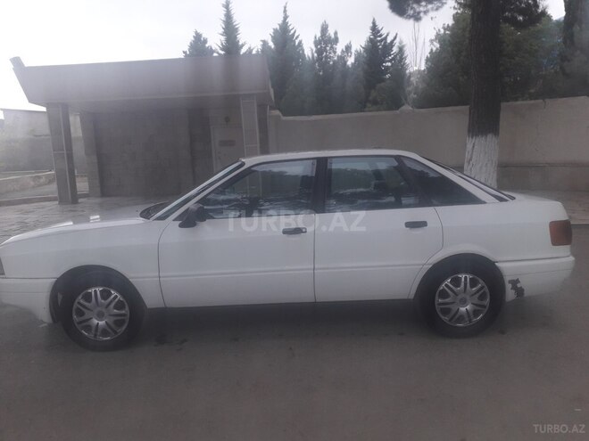 Audi A8 1987, 225,000 km - 1.6 л - Sumqayıt