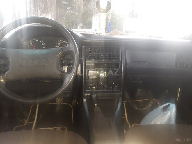 Audi A8 1987, 225,000 km - 1.6 л - Sumqayıt