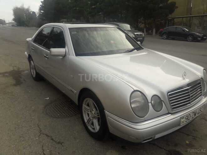 Mercedes E 200 1999, 285,000 km - 2.0 л - Bakı