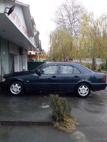 Mercedes C 240 1997, 288,767 km - 2.4 l - Zaqatala
