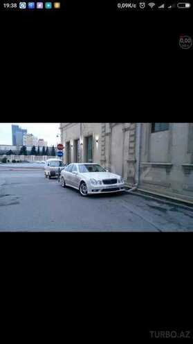 Mercedes E 320 2002, 195,000 km - 3.2 l - Bakı