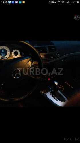 Mercedes E 320 2002, 195,000 km - 3.2 l - Bakı