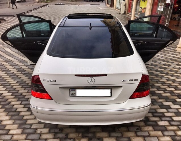 Mercedes E 320 2003, 257,000 km - 3.2 l - Bakı